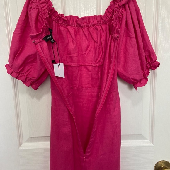 Dynamite // Camilla Off-the-Shoulder Dress //NWT - Picture 14 of 16